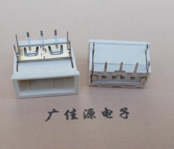 上海USB接口2.0连接器.3p端子加护套防尘母座